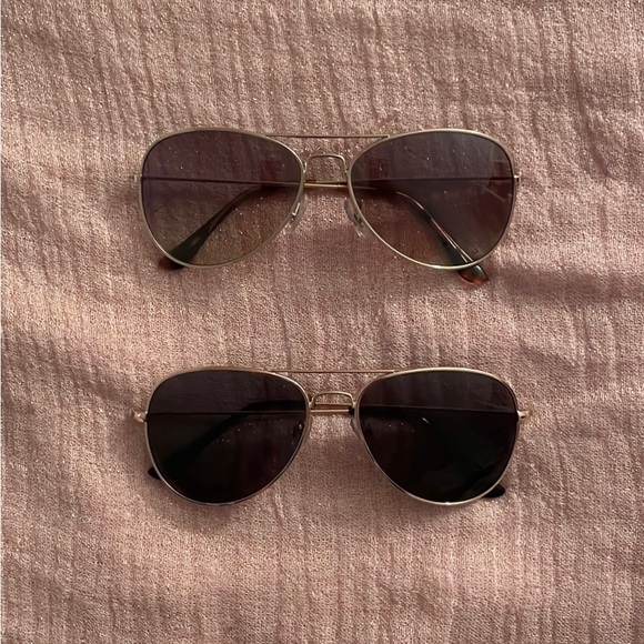 Pair of Nordstrom Rack Aviator Sunglasses - Picture 1 of 9
